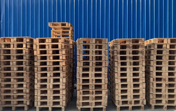 荔湾木托盘摆放技巧